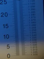 Refractometer final gravity close up